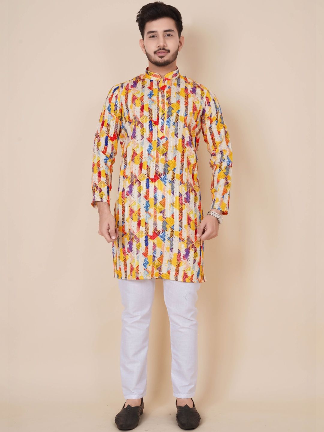 ALMORA Men Floral Embroidered Flared Sleeves Thread Work Handloom Kurta
