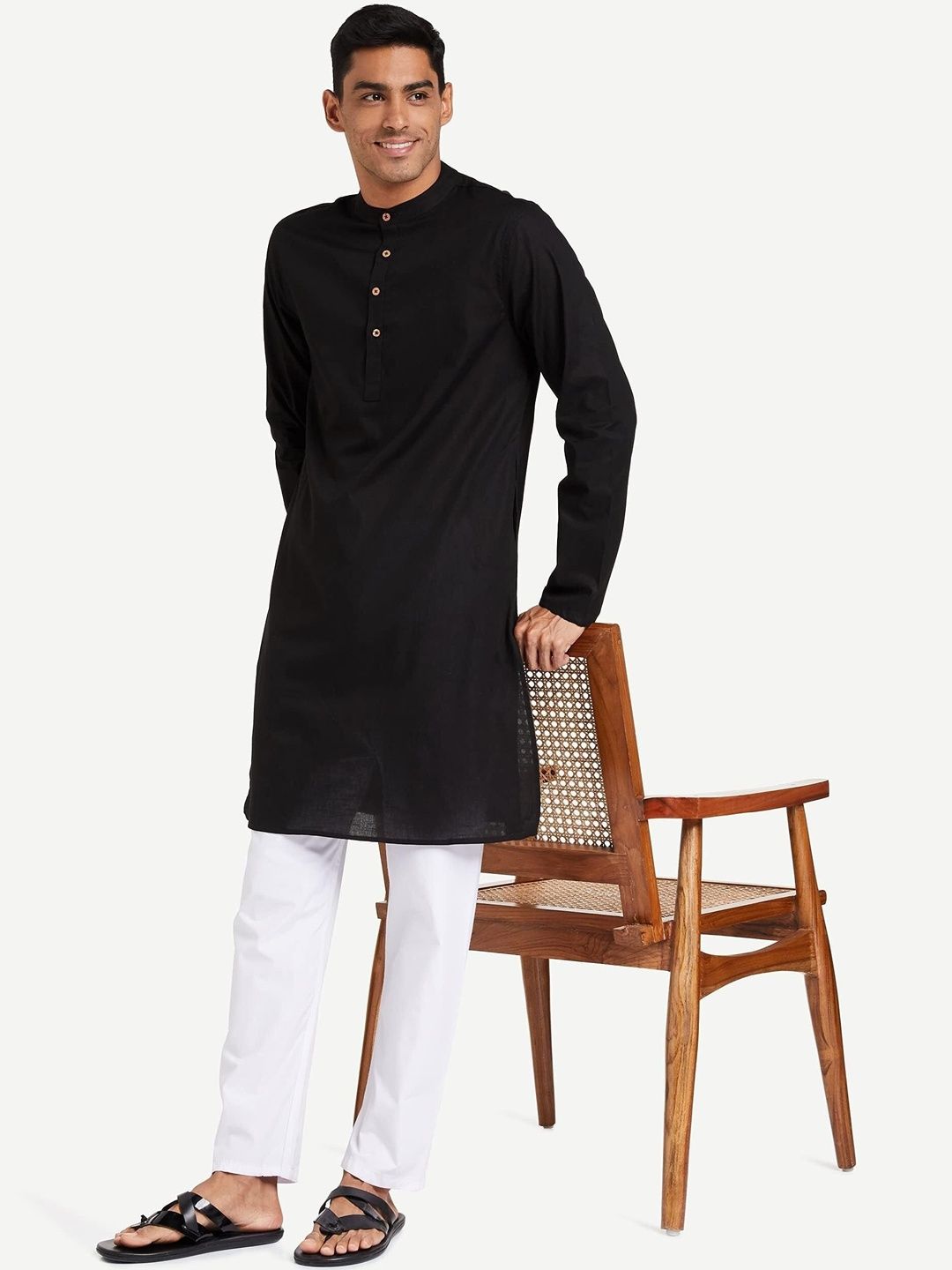 ALMORA Men Thread Work Handloom Kurta