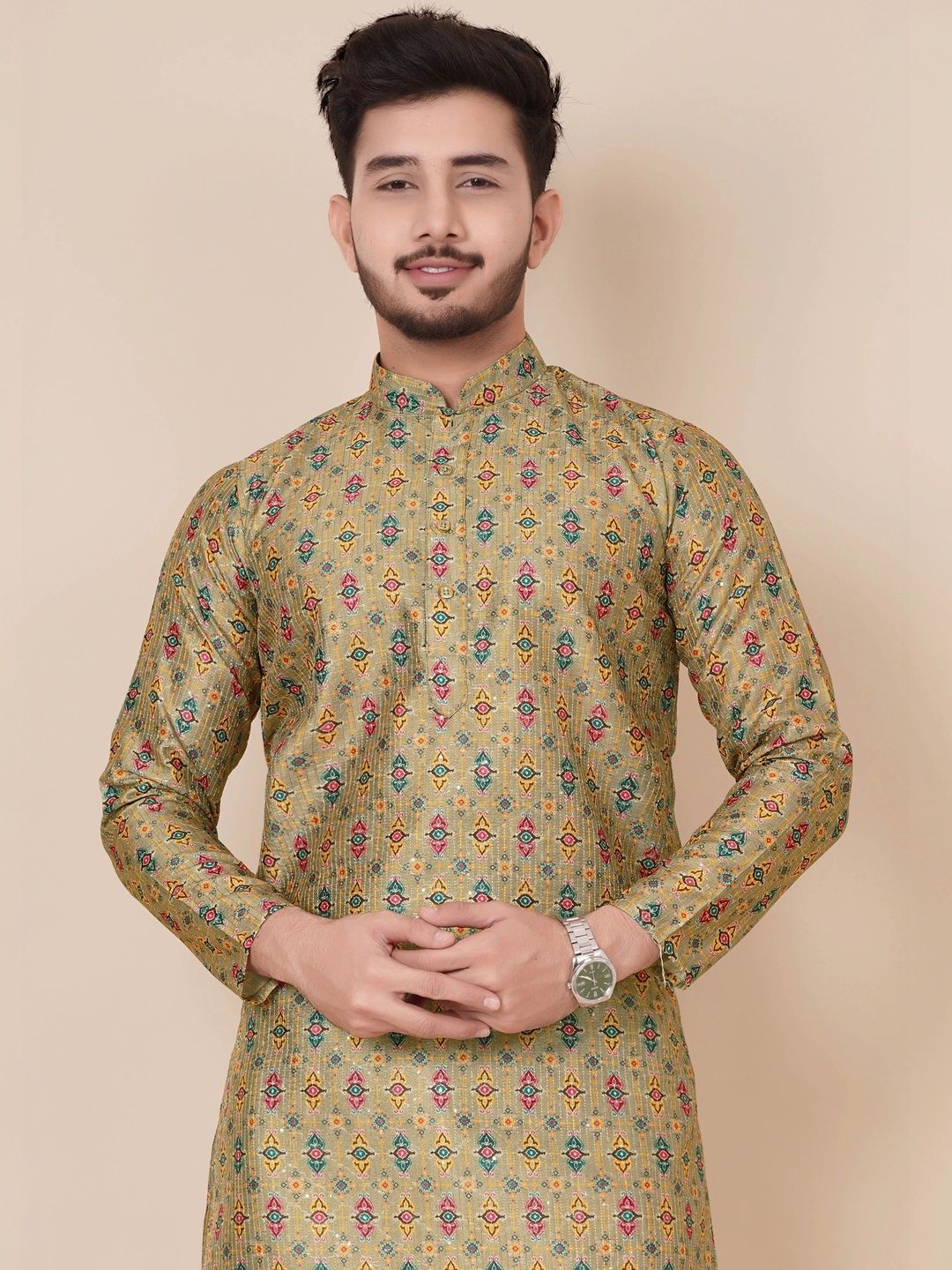 ALMORA Men Floral Embroidered Thread Work Handloom Kurta