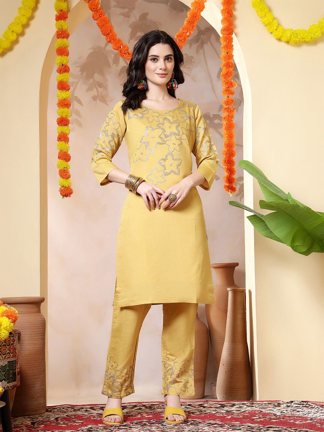 Jaipur Kurti Women Ethnic Motifs Embroidered Regular Sequinned Kurta with Trousers