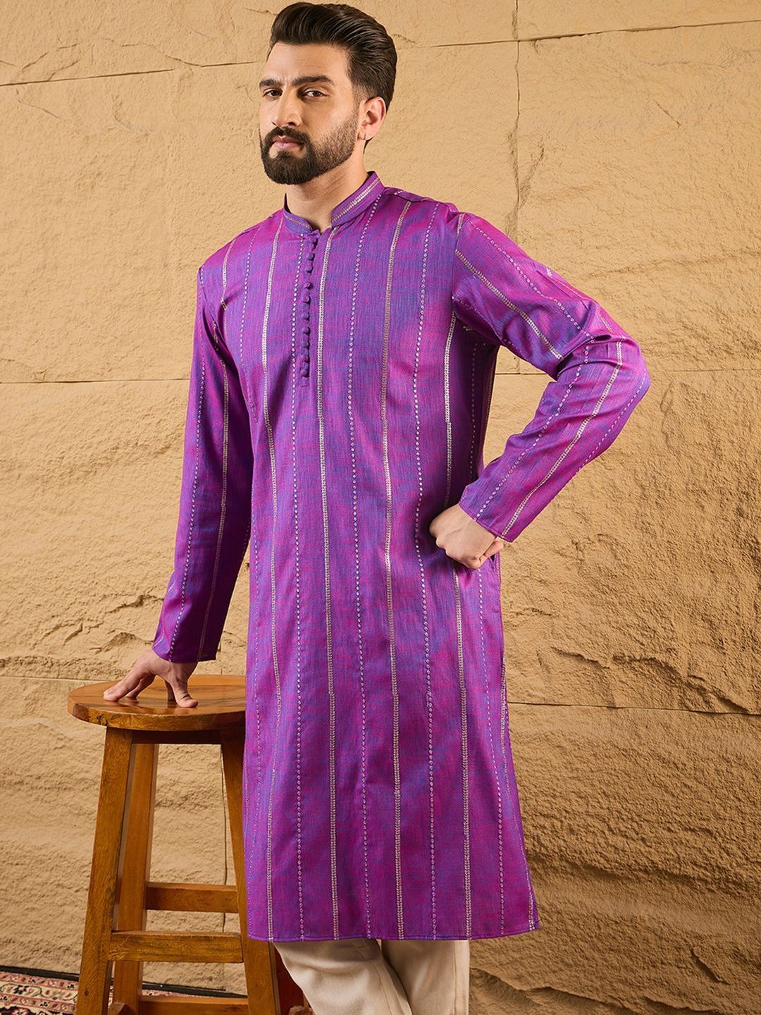 Ethnic Bay Men Embroidered Thread Work Kurta