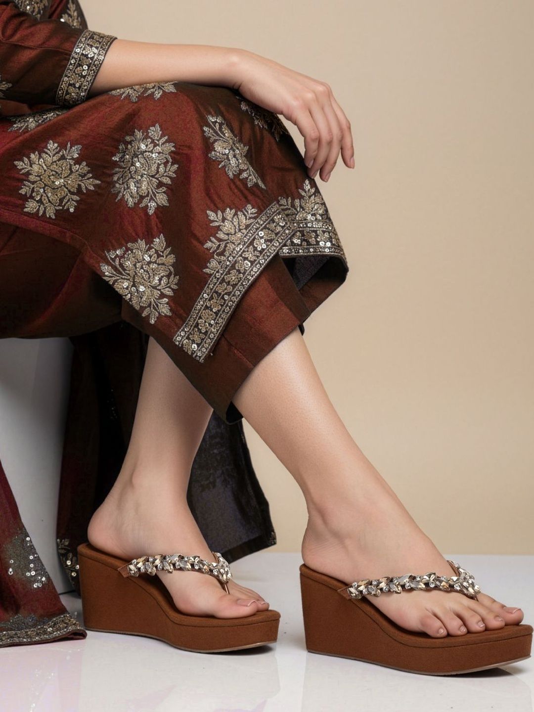 TRYME Suede Party Wedge Sandals
