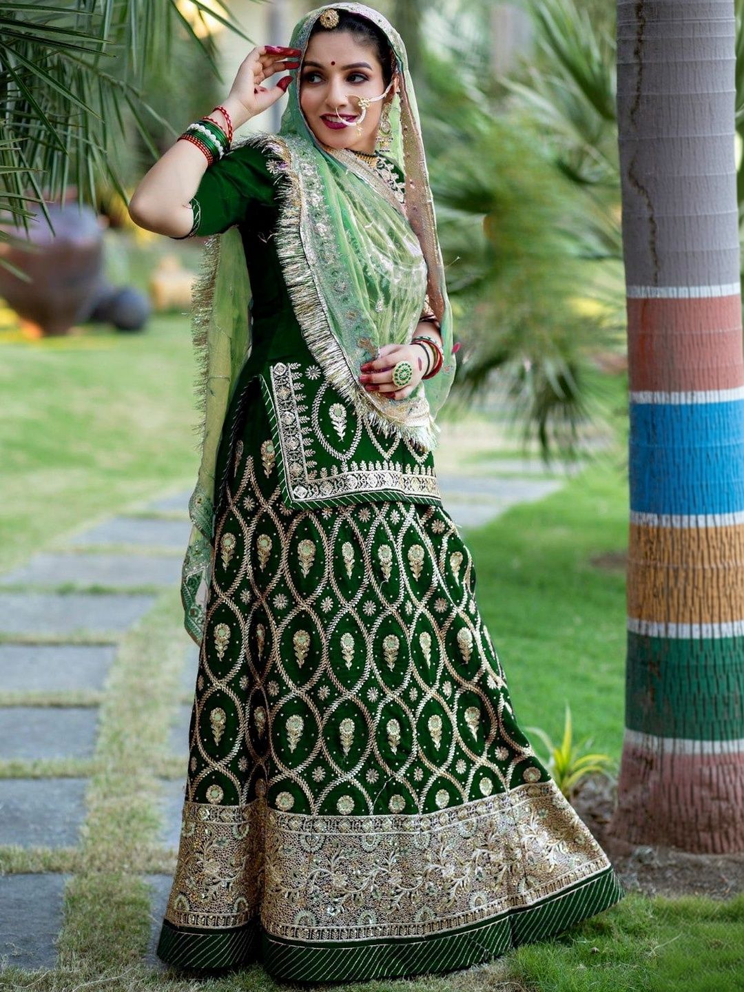 KALYANI TEXTILE Embellished Sequinned Semi-Stitched Lehenga & Unstitched Blouse With Dupatta