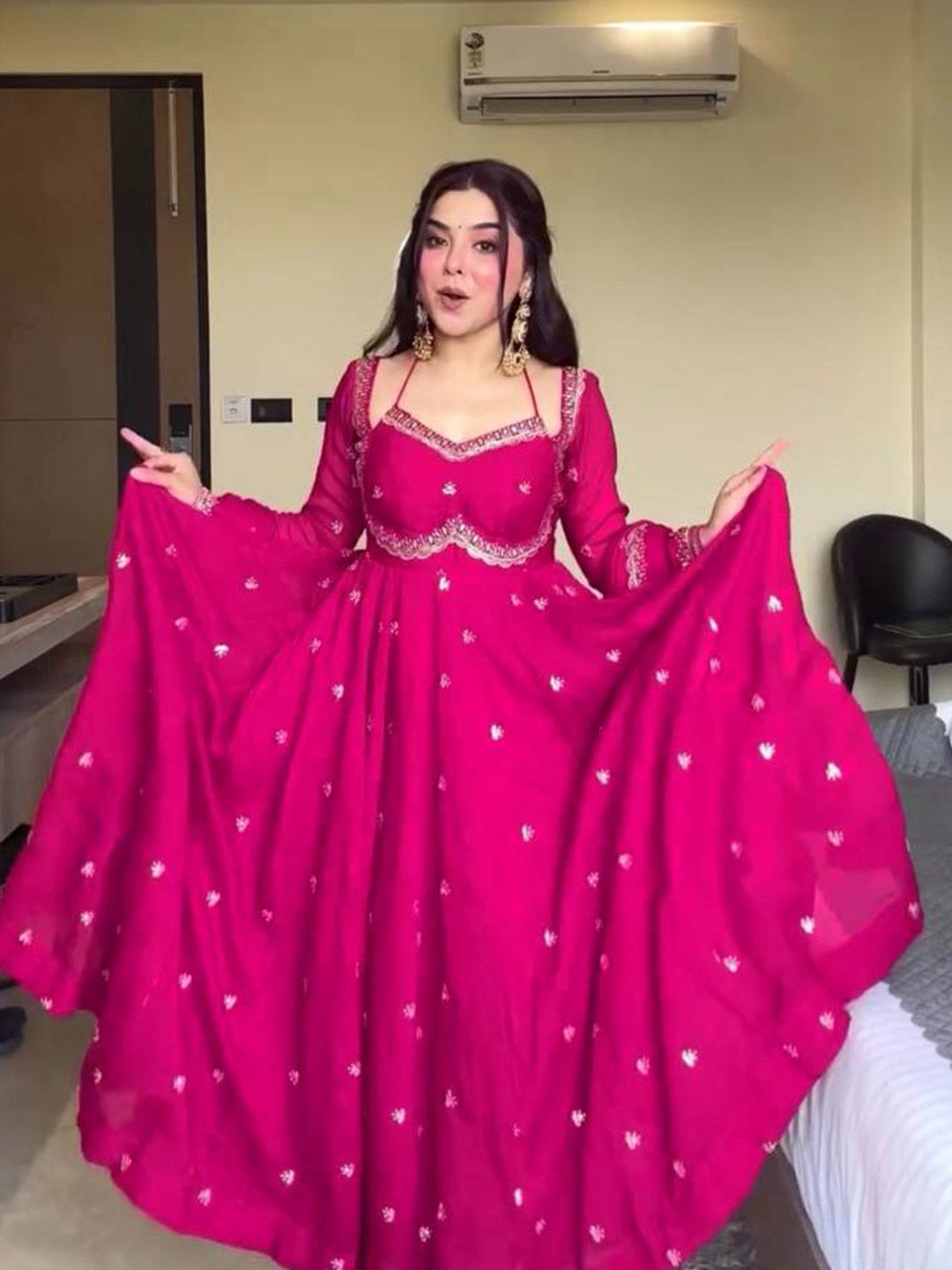 SWORNY FASHION SWORNY FASHION Women Ethnic Motifs Embroidered Empire Kurta with Trousers & With Dupatta