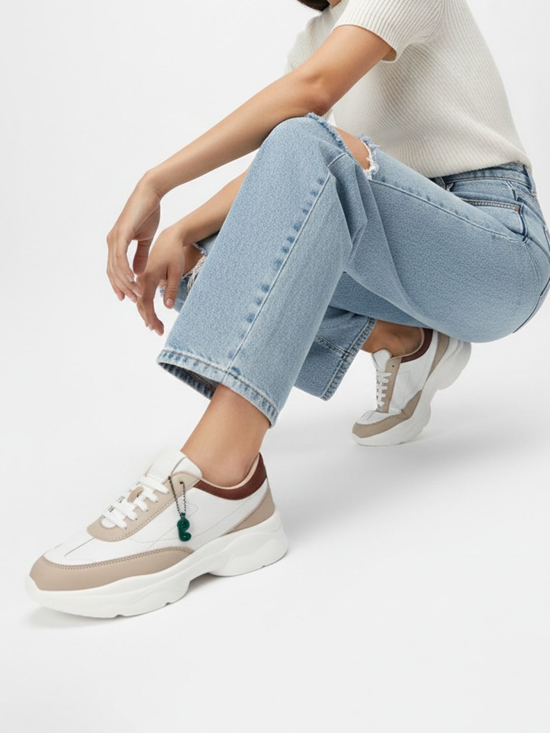 glitchez Women Colourblocked Lace-Up Chunky Sole Sneakers