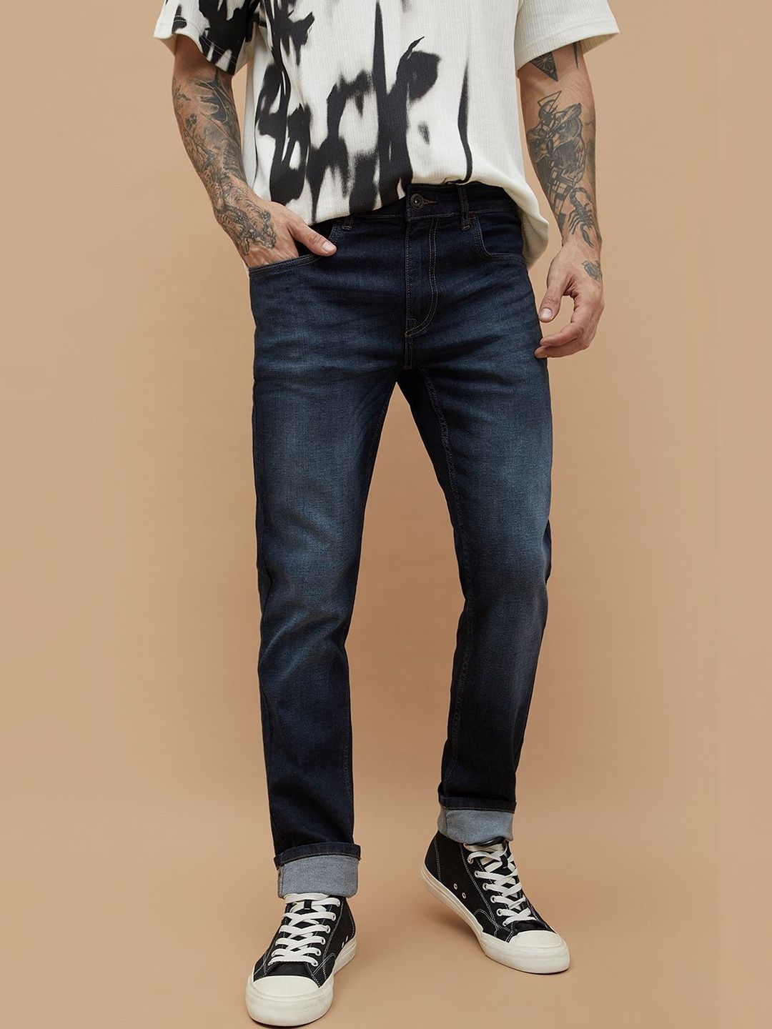 Forca by Lifestyle Men Tapered Fit Mid-Rise Light Fade Jeans
