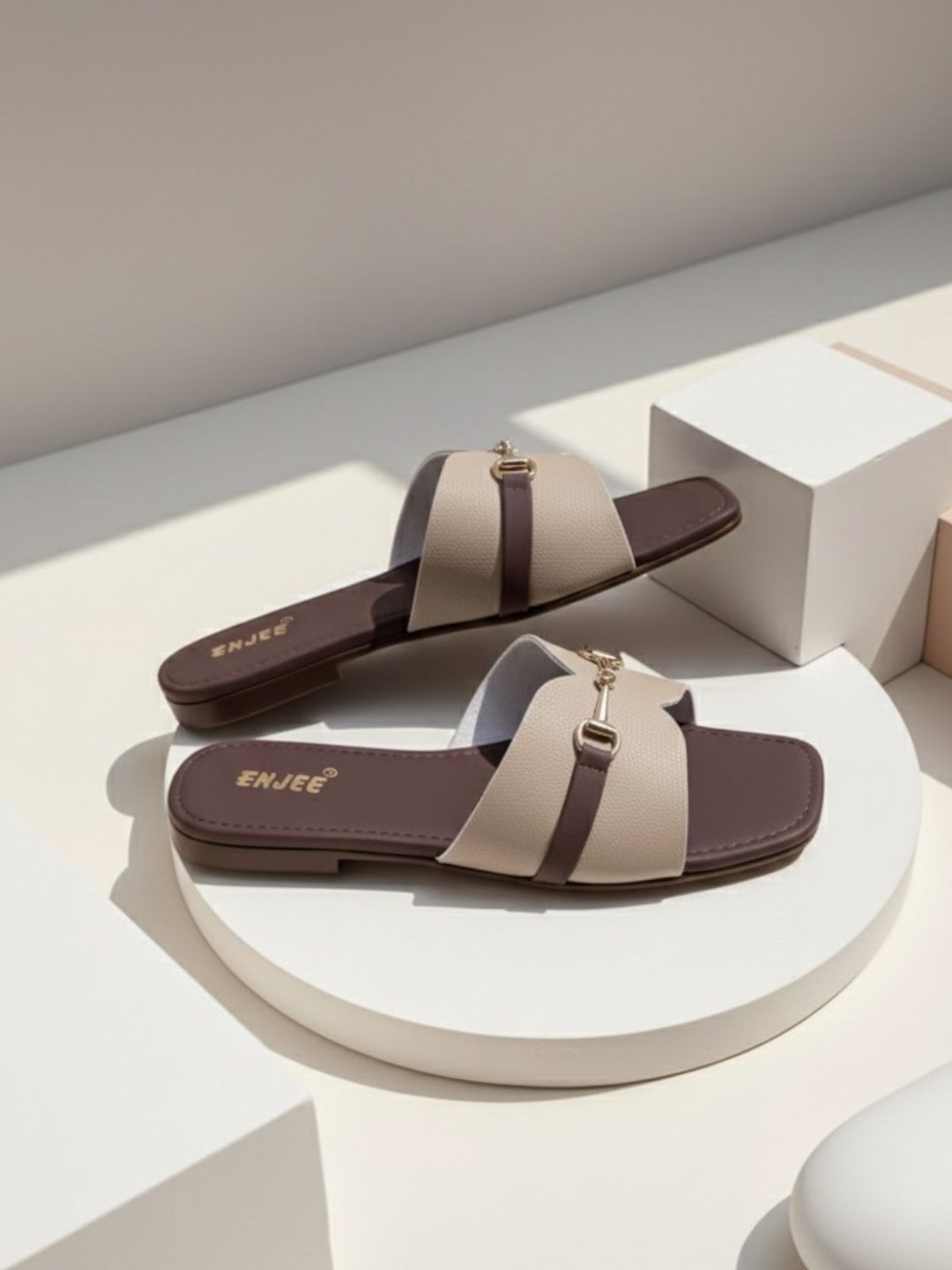 Enjee Women Open Toe Flats with Bows