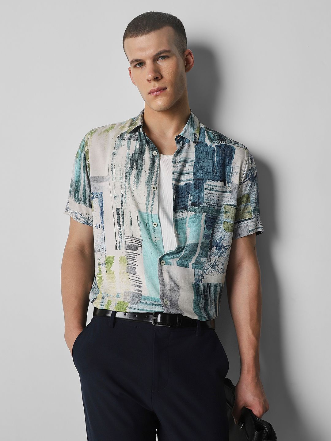 Mufti Mufti Men Spread Collar Abstract Printed Casual Shirt