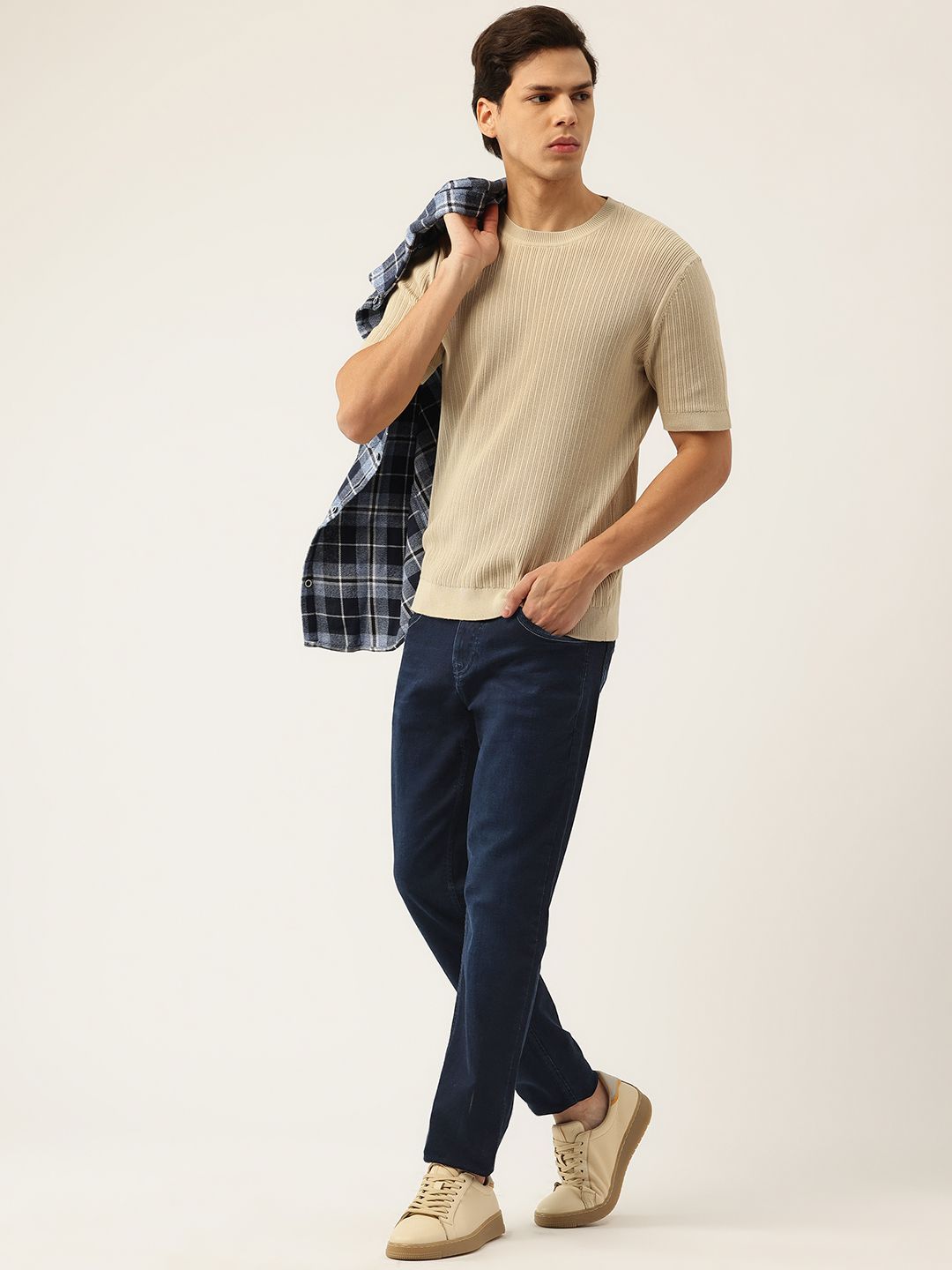Integriti Men Smart Slim Fit Mid-Rise Light Fade Stretchable Jeans