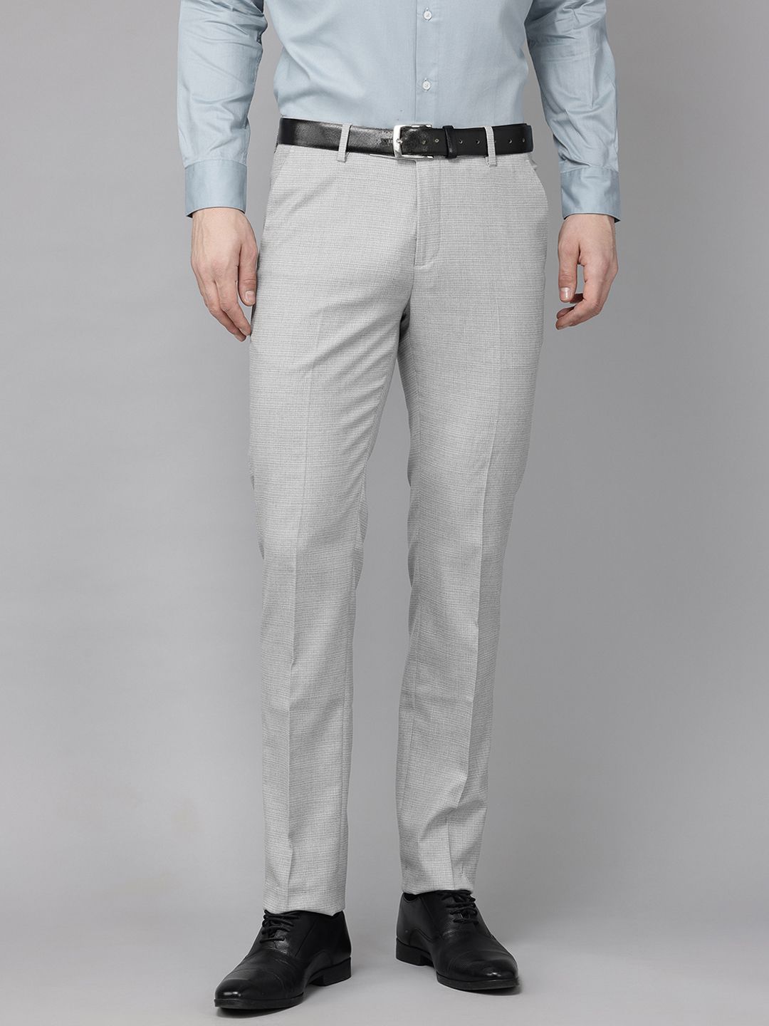 Arrow Men Checked Original Tapered Fit Pleated Trousers