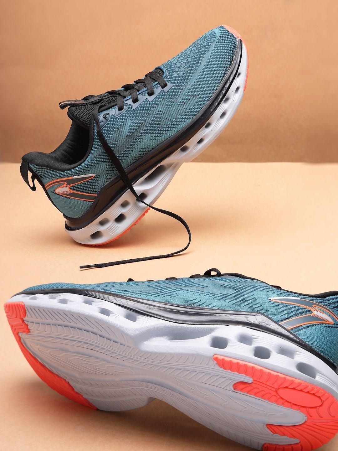 Action Men Running Non-Marking Shoes