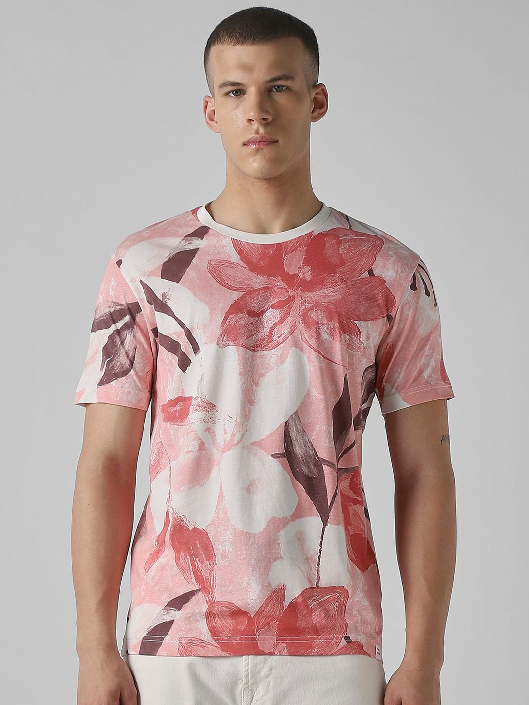 Mufti Men Floral Printed Round Neck Cotton Slim Fit T-shirt