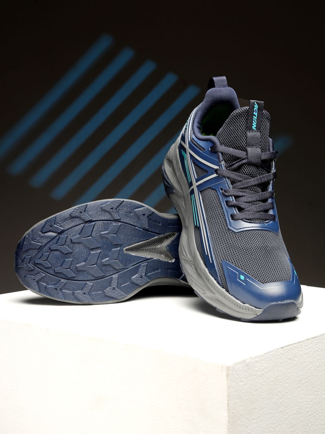 Action Men Mesh Running Non-Marking Shoes