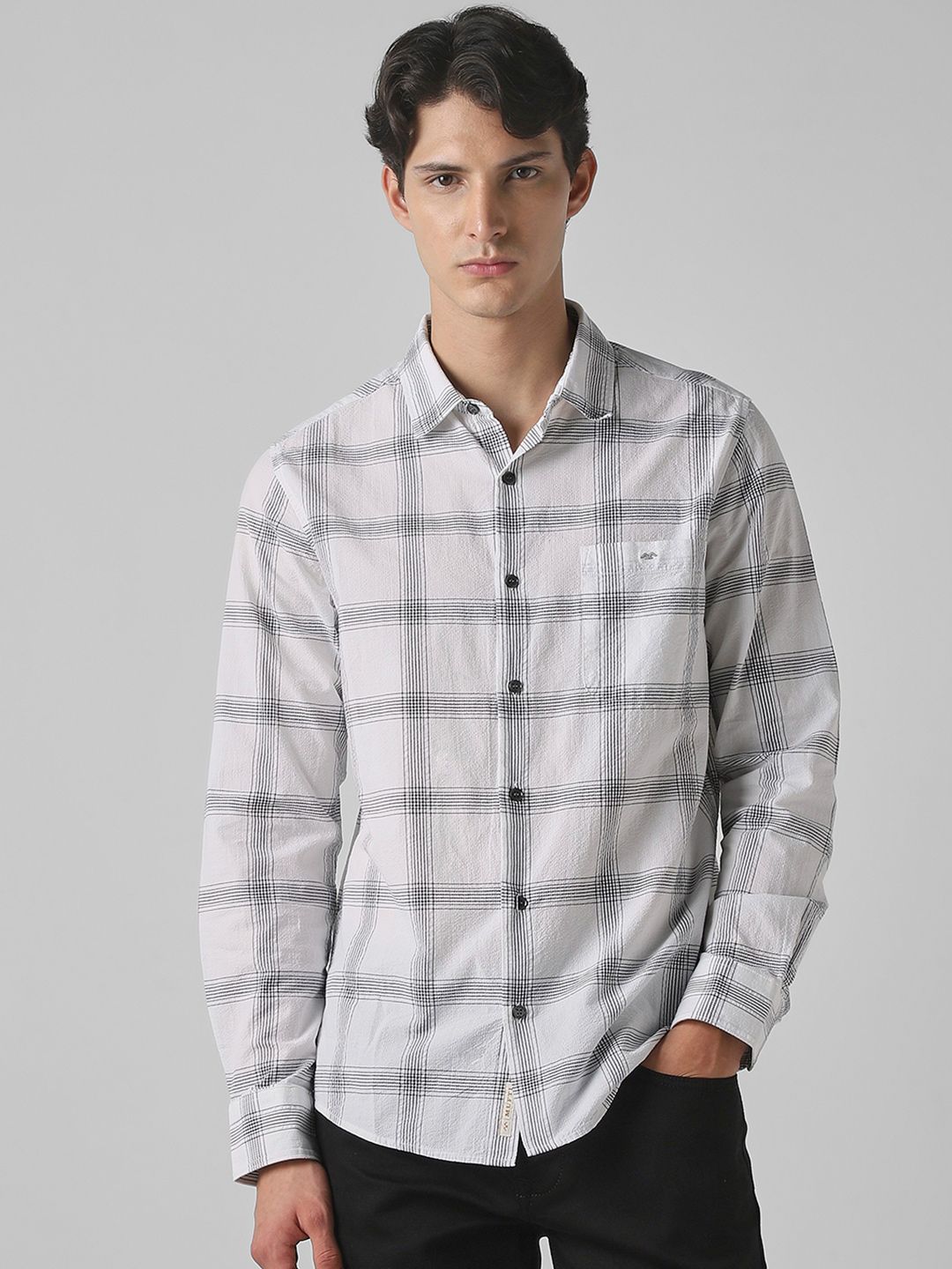 Mufti Mufti Men Slim Fit Tartan Checked Spread Collar Cotton Casual Shirt