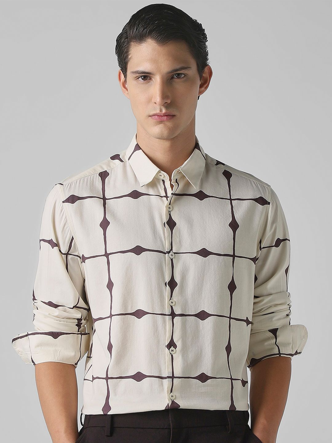 Mufti Men Slim Fit Geometric Printed Spread Collar Casual Shirt