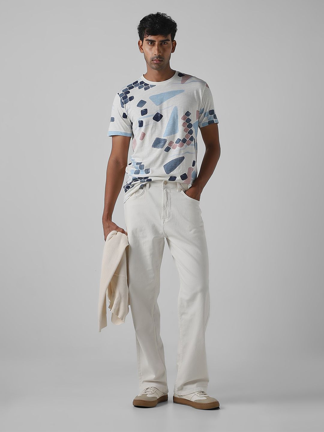 Mufti Geometric Printed Crew Neck Cotton Slim Fit T-shirt