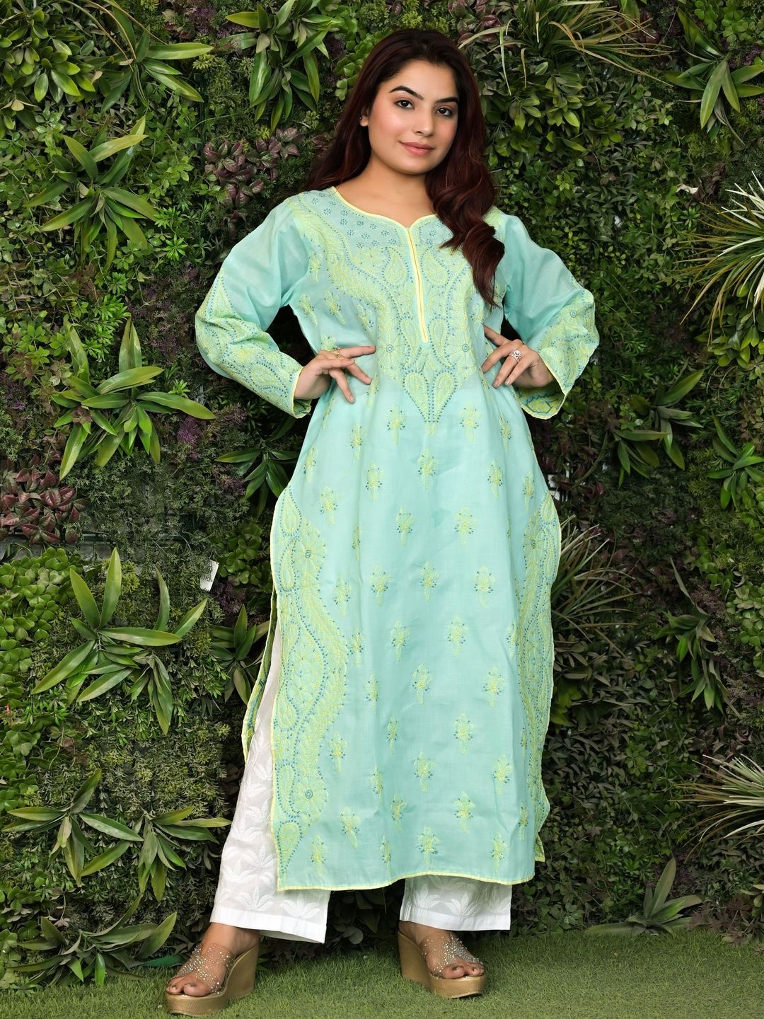 CHIKIRPOLO Ethnic Motifs Embroidered Thread Work Pure Cotton Thread Work Kurti