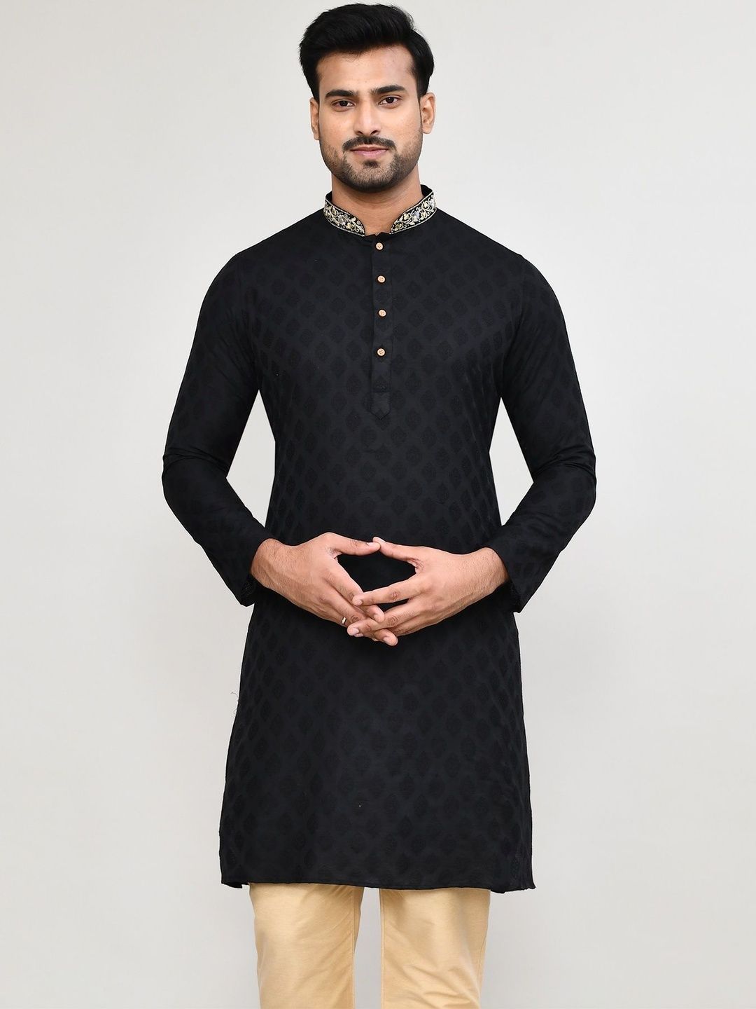 HERE&NOW Men Striped Jacquard Kurta