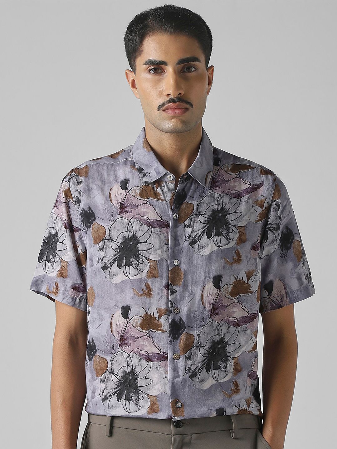 Mufti Mufti Men Slim Fit Spread Collar Floral Printed Casual Shirt