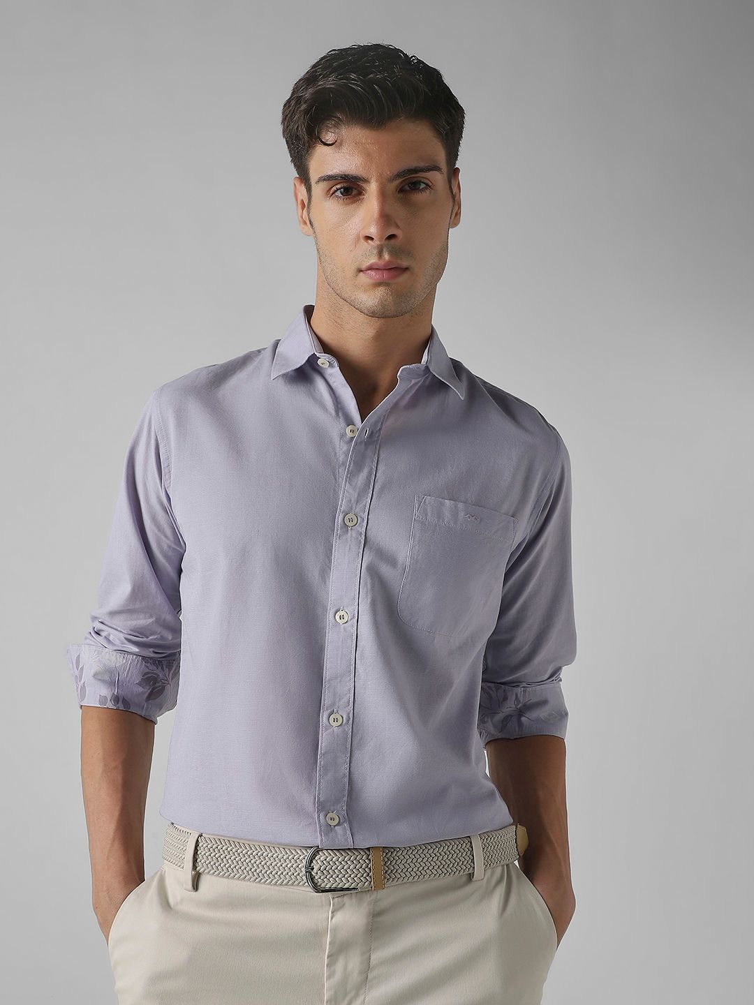 Mufti Mufti Men Slim Fit Solid Spread Collar Casual Shirt