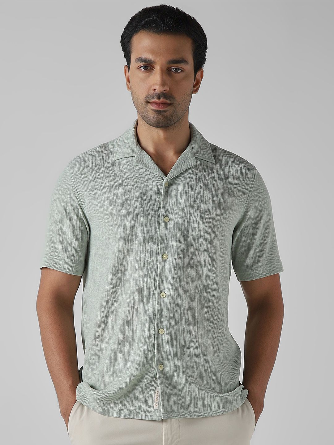 Mufti Mufti Men Spread Collar Solid Relaxed Fit Casual Shirt