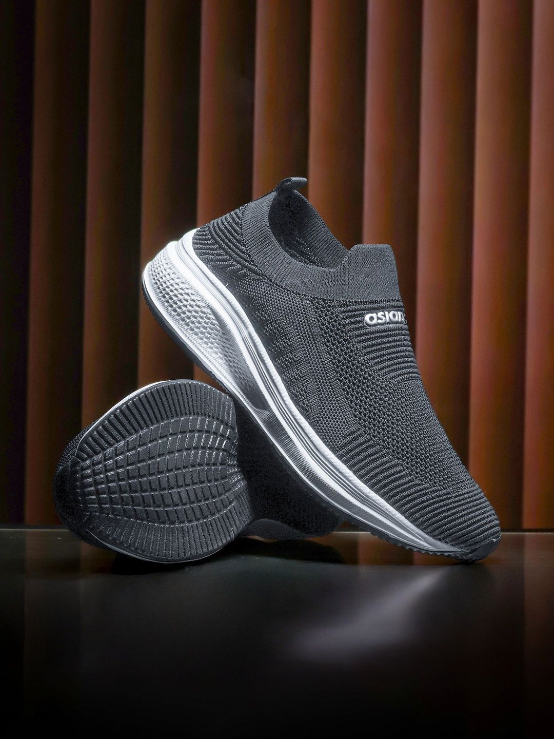 ASIAN Men Textured Slip-On Sneakers