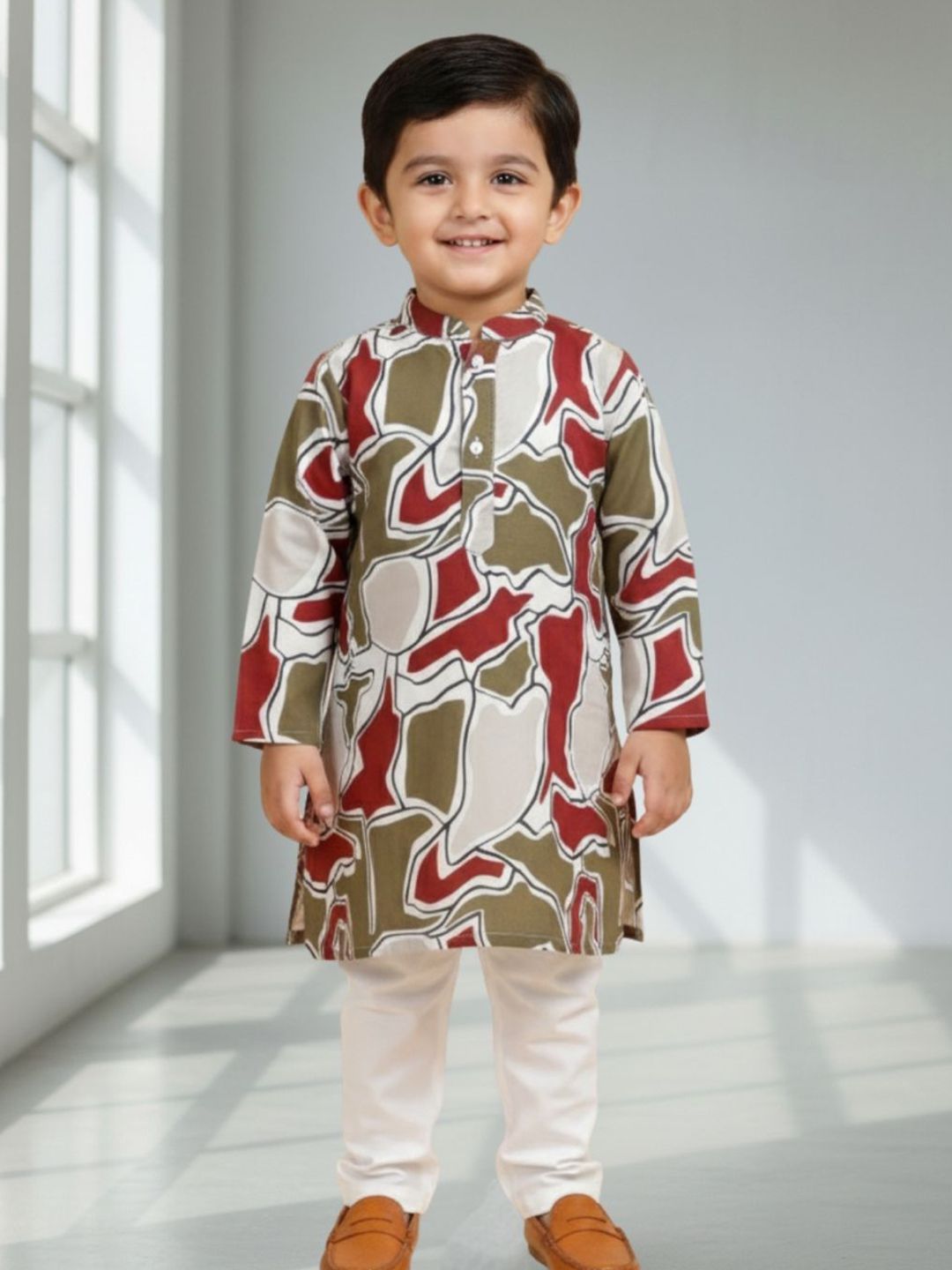 Sethukrishna Boys Printed Regular Pure Cotton Kurta with Pyjamas