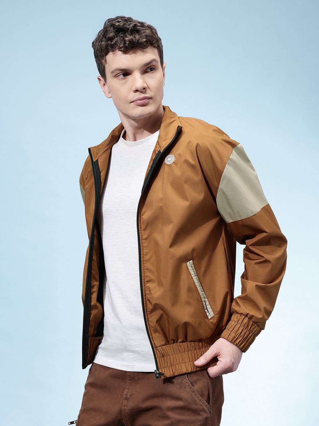 Buy glitchez Colourblocked Mock Collar Relaxed Fit Windcheater