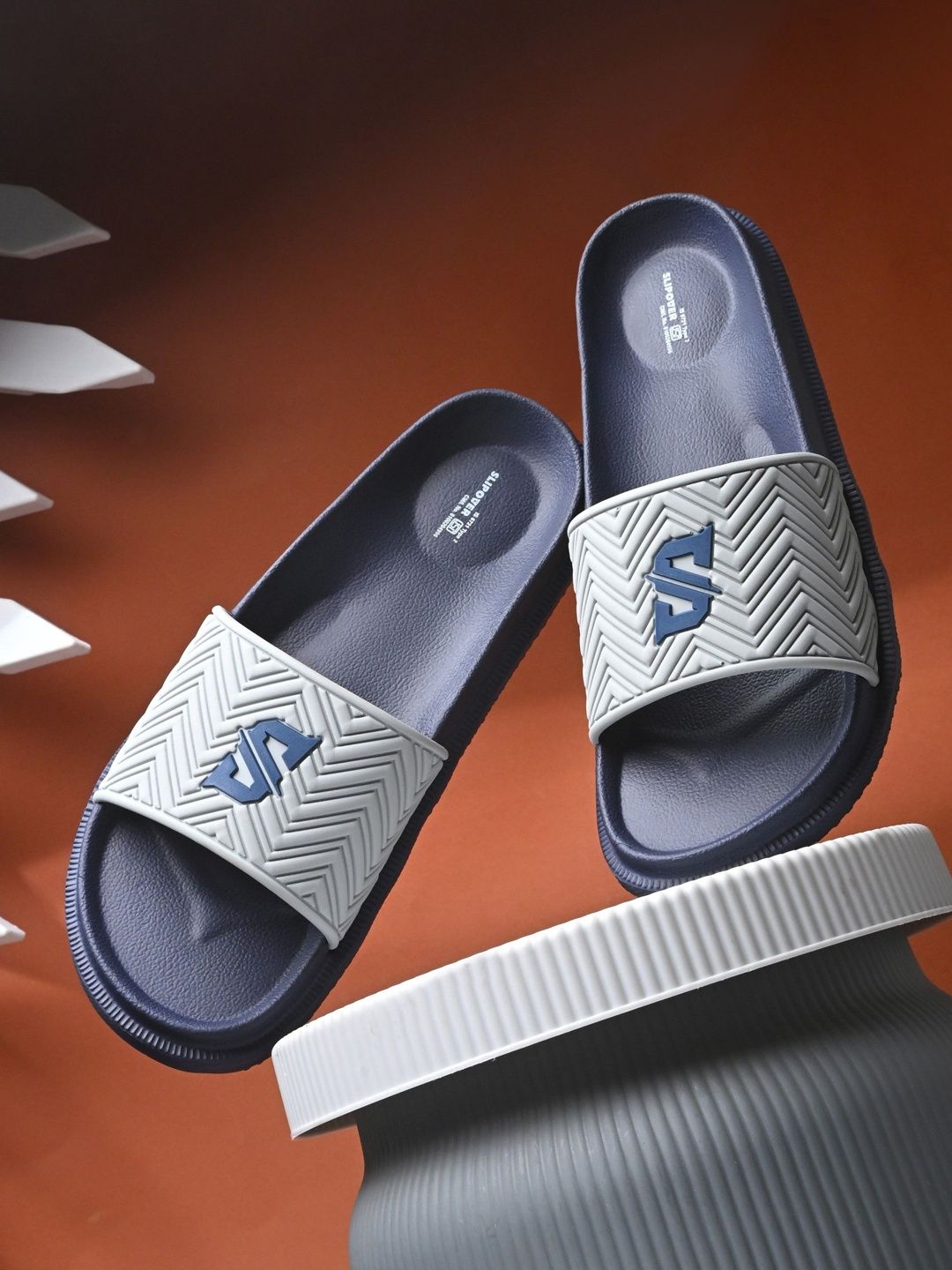 Slipover Men Rubber Sliders