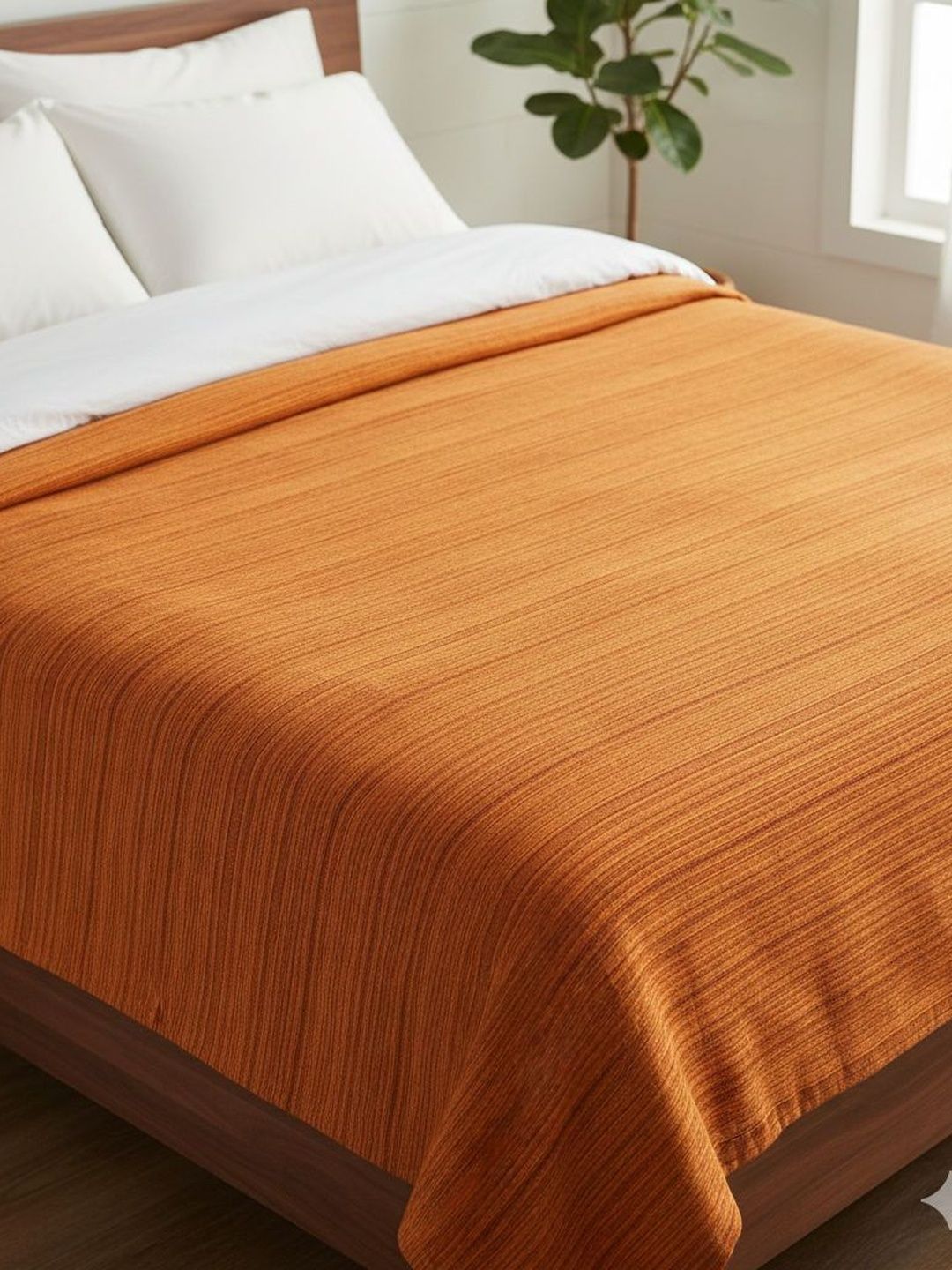 Tharunsha Elite Mustard & Orange AC Room 233 GSM Blanket