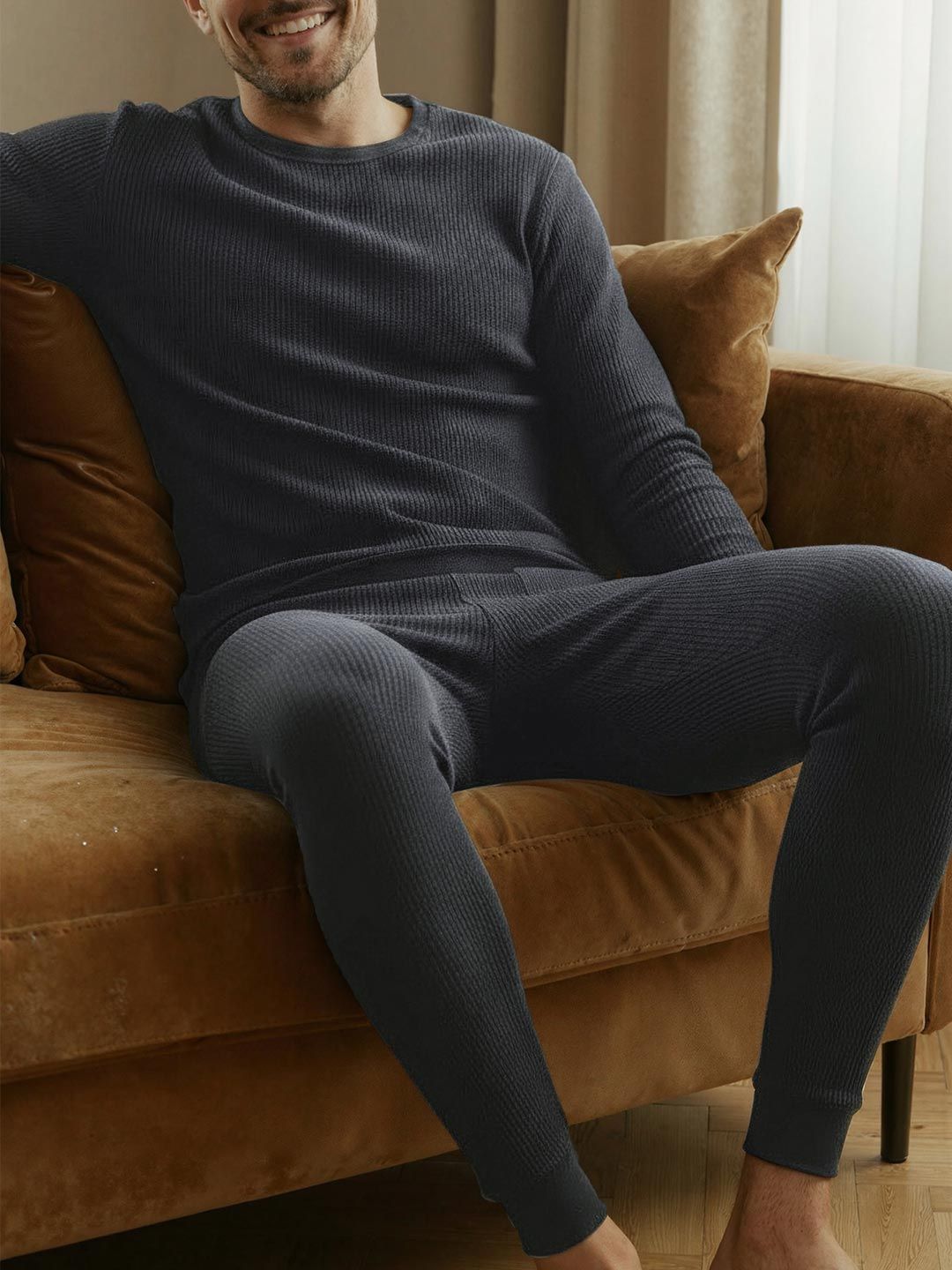 DAMENSCH Round Neck Men Extra Soft Zero Ride-Up Sleeve Heat Retaining Thermal Set