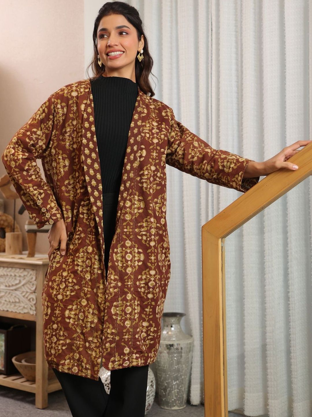 Jaipur Morni Women Printed Longline Ethnic Shrug