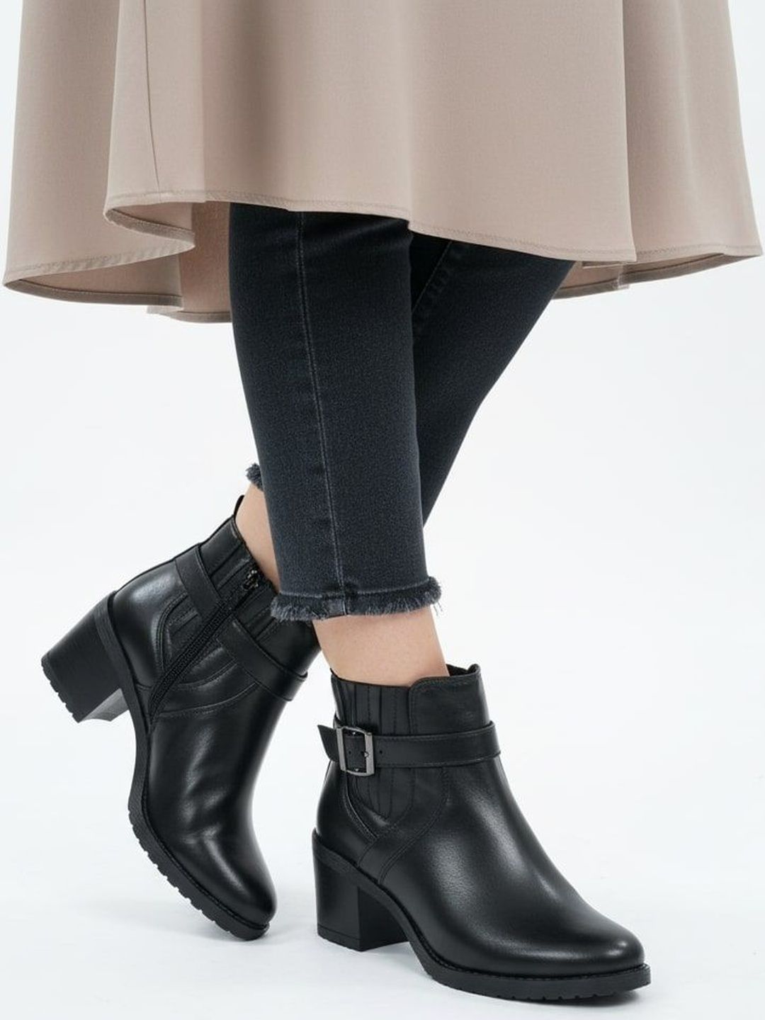 The Roadster Lifestyle Co Women Casual Boots