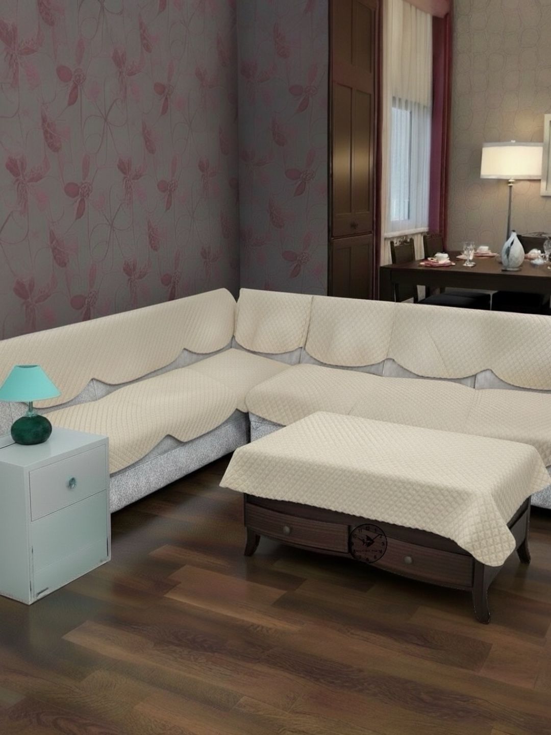 BIGGER FISH Cream-Coloured Checked Sofa Cover