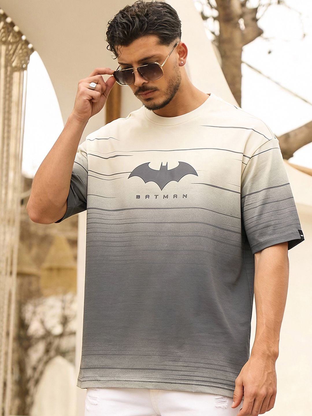 Bewakoof Batman Printed Drop-Shoulder Sleeves Oversized Cotton T-shirt