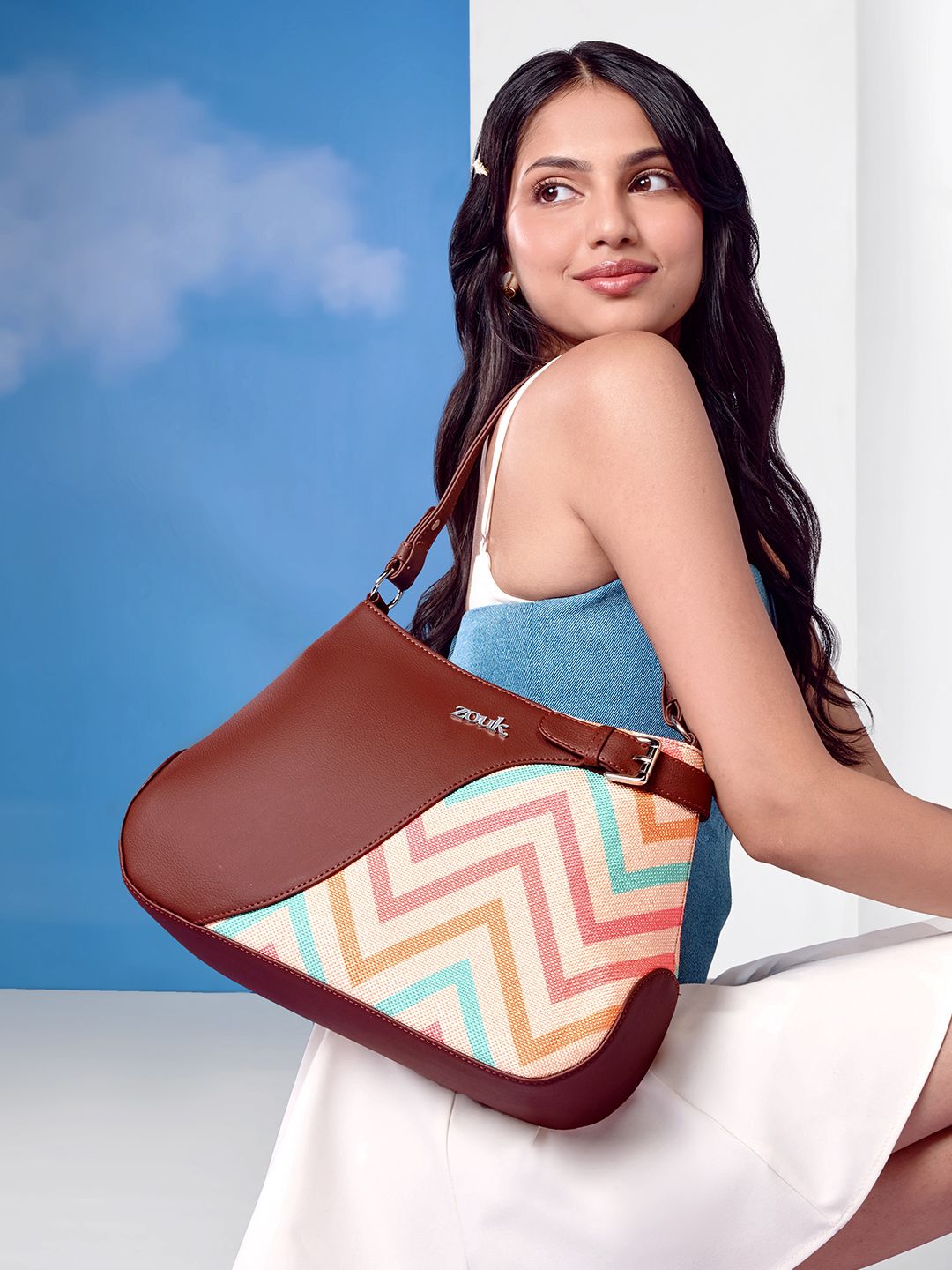 Buy Alt by Zouk Ira WavBeach Geometric Textured Structured