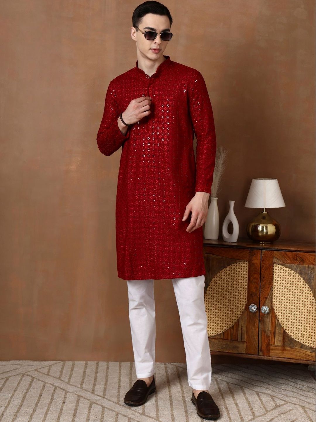 DEVOILER Sequins Embellished Viscose Rayon Straight Knee Length Kurta