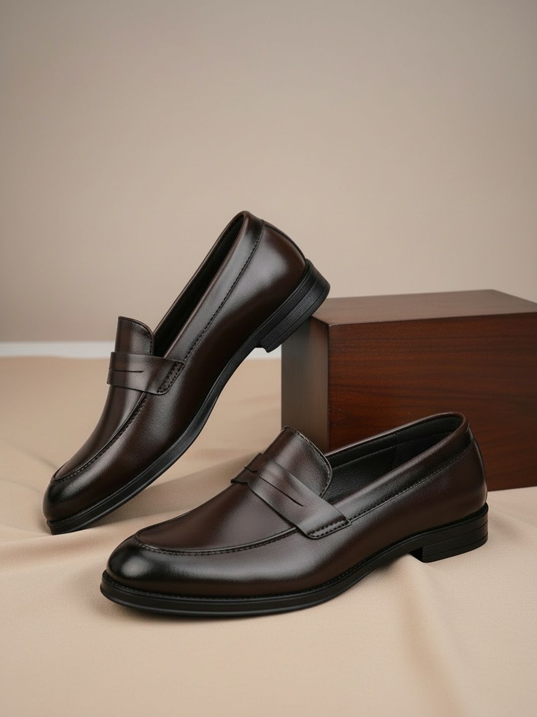 Men Slip-On Formal Shoes House of Pataudi Men Round Toe Slip-On Formal Shoes