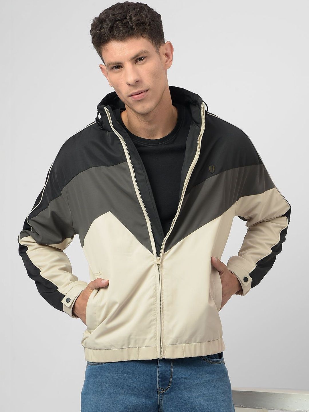 Numero Uno Men Colourblocked Lightweight Sporty Jacket