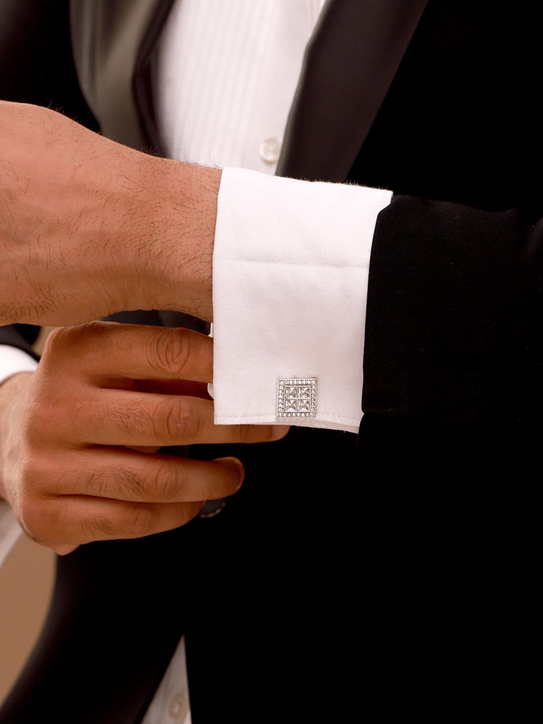 Voylla Kings of Rajasthan Ranasya Cufflinks