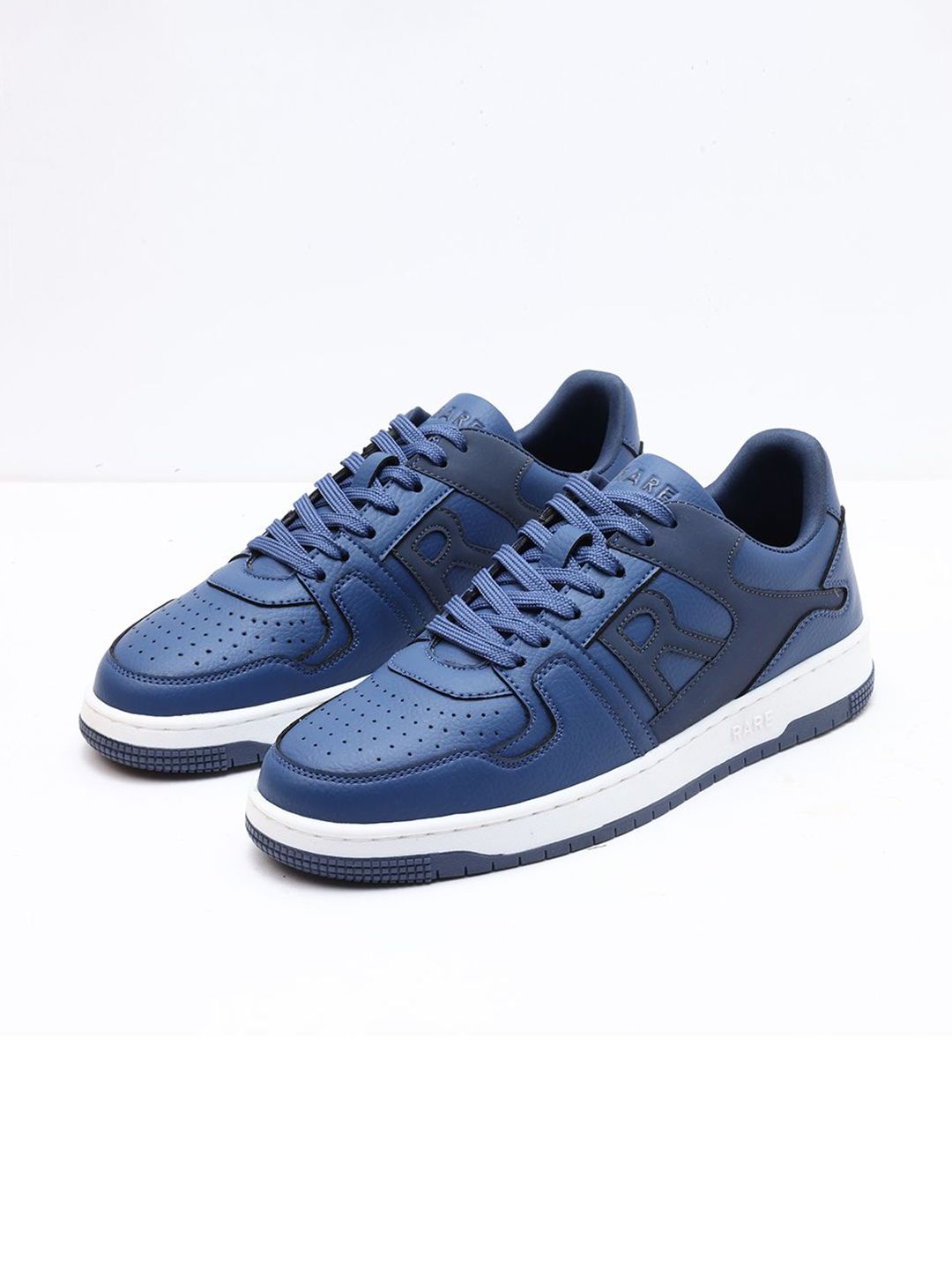 RARE RABBIT Phantom Men Textured Round Toe Lace-Ups Sneakers