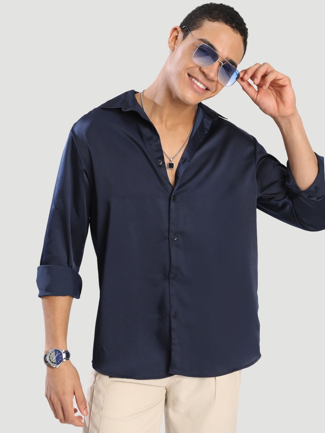 Bene Kleed Men Navy Satin Relaxed Fit Party Shirt
