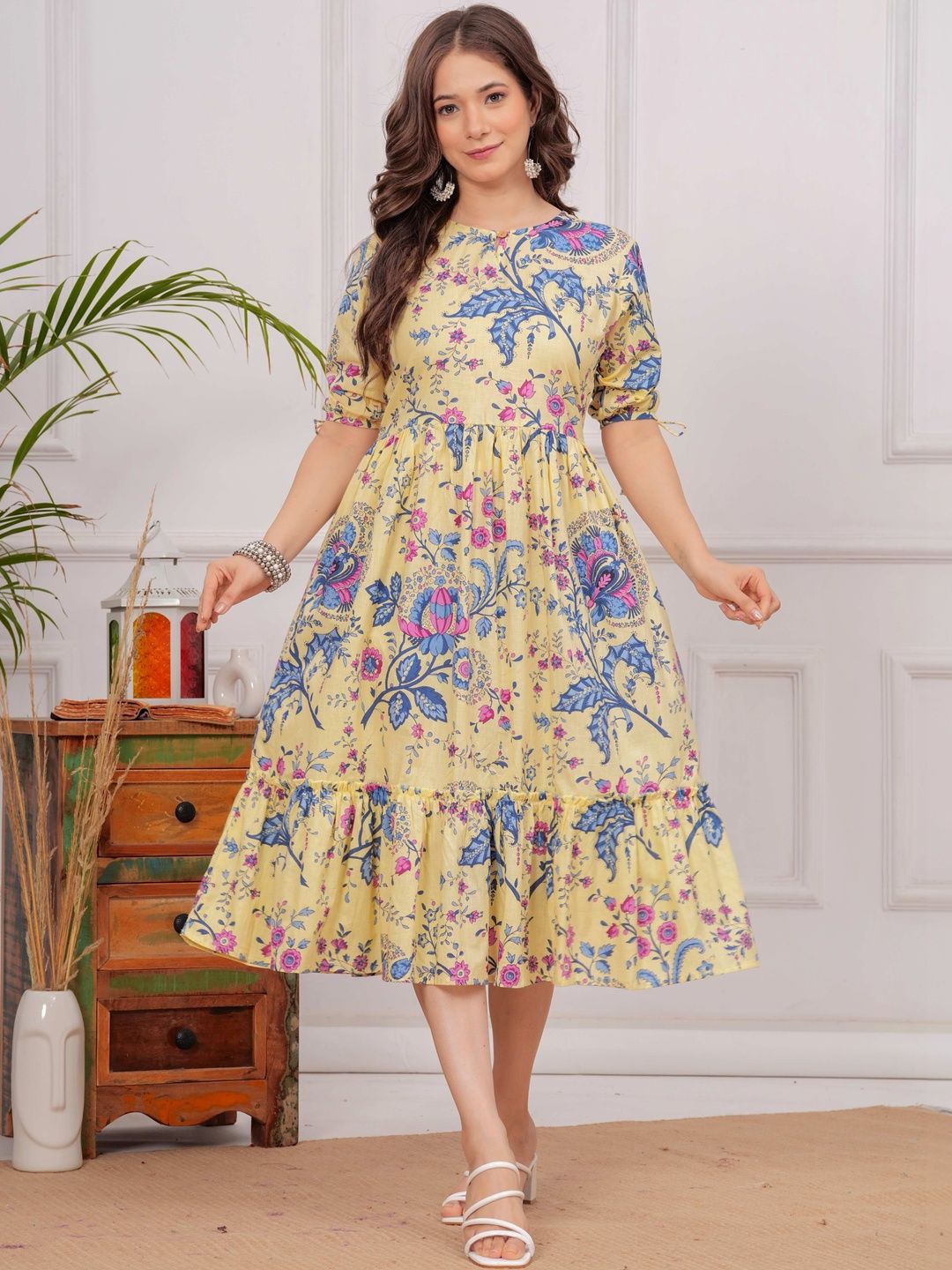 KURUTI B SHEETS Floral Printed Round Neck Midi Ethnic Dress