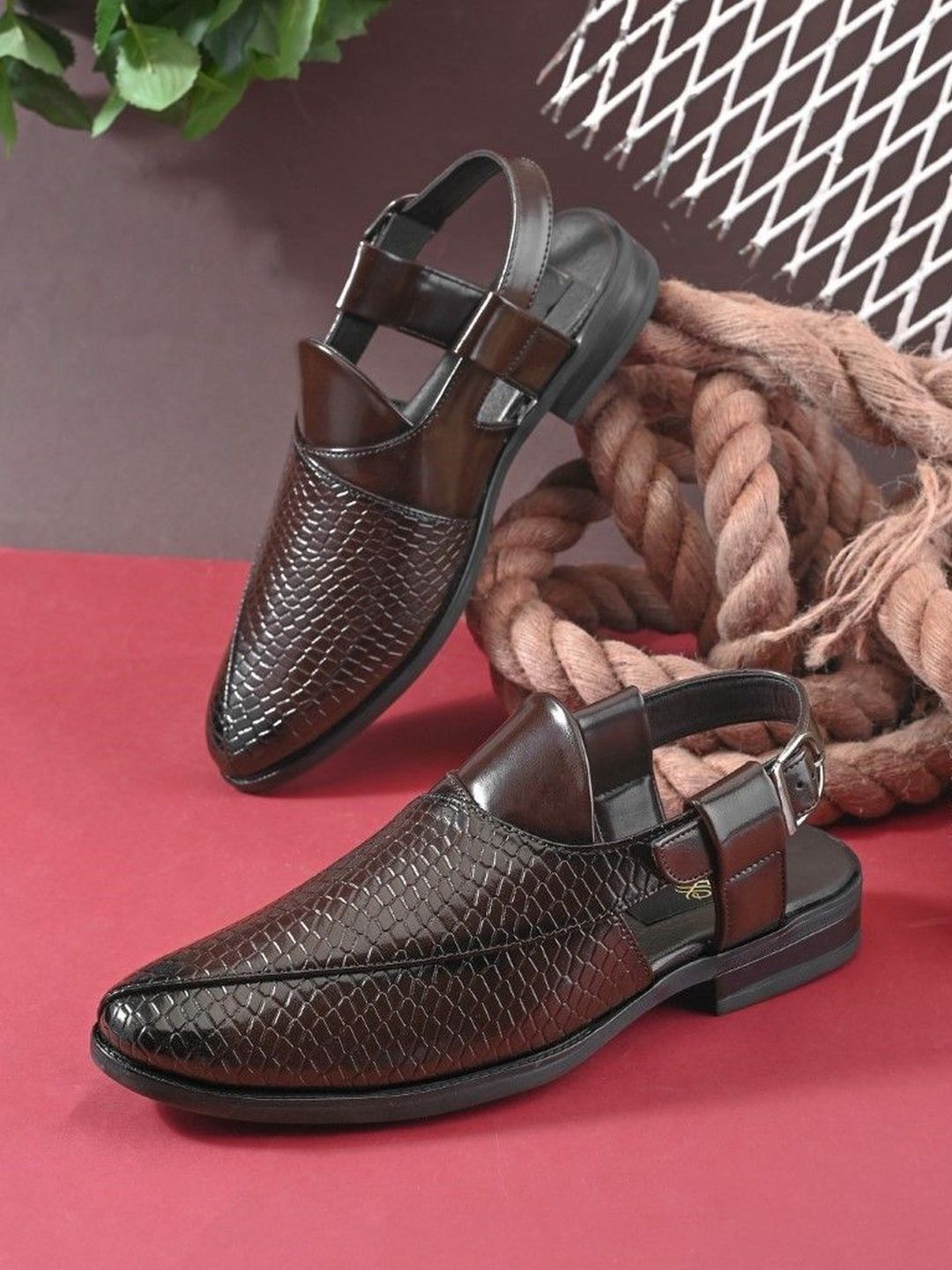 House of Pataudi Men Buckle Shoe-Style Sandals