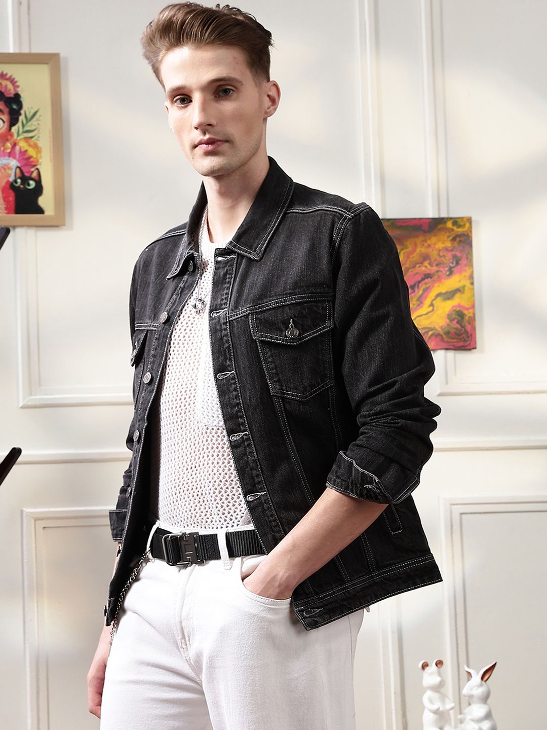 Eszett Men Solid Washed Spread Collar Denim Jacket