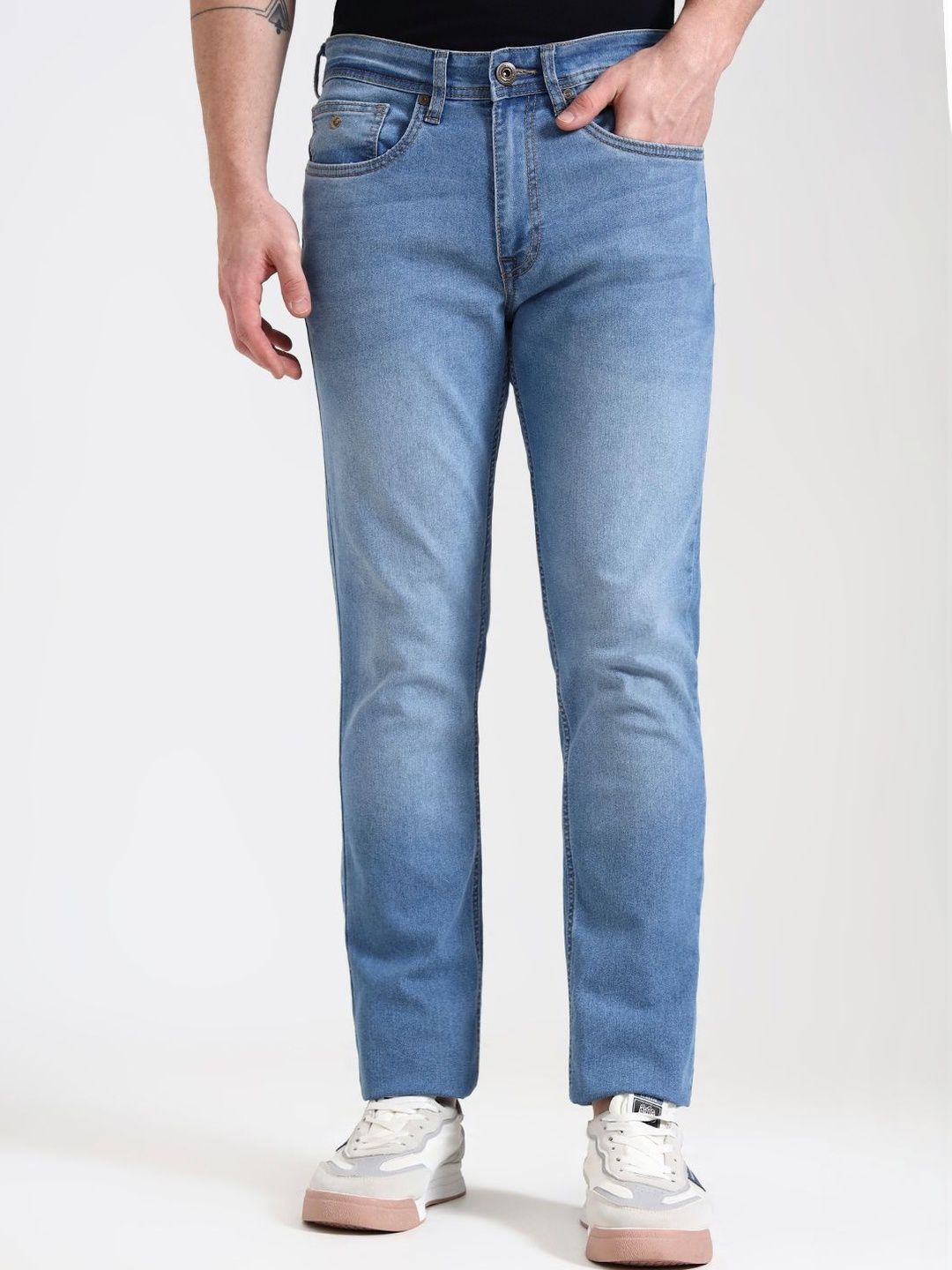 Greenfibre Men Straight Fit Mid-Rise Light Fade Jeans