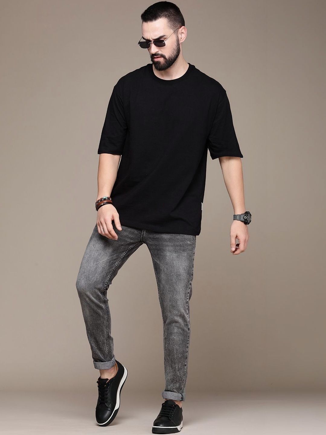 The Roadster Lifestyle Co Round Neck Oversized-Fit Tshirt