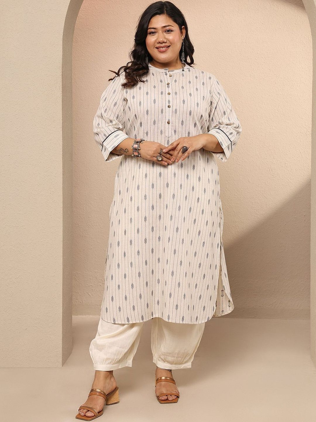 Extra Love By Libas Plus Size Ethnic Motifs Kurta