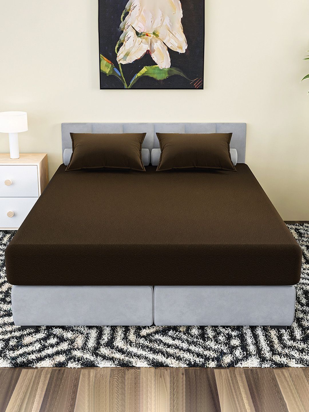Aura Brown 144 TC Bedsheet with 2 Pillow Covers