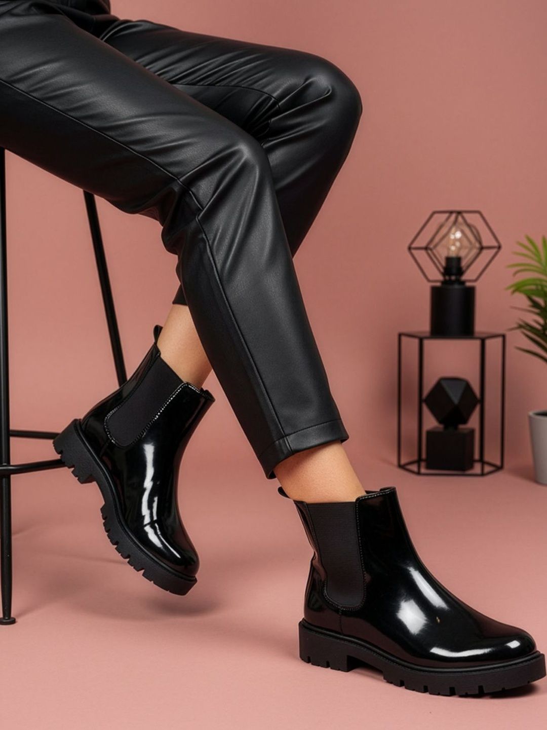 ICONICS Women Round Toe Chelsea Boots